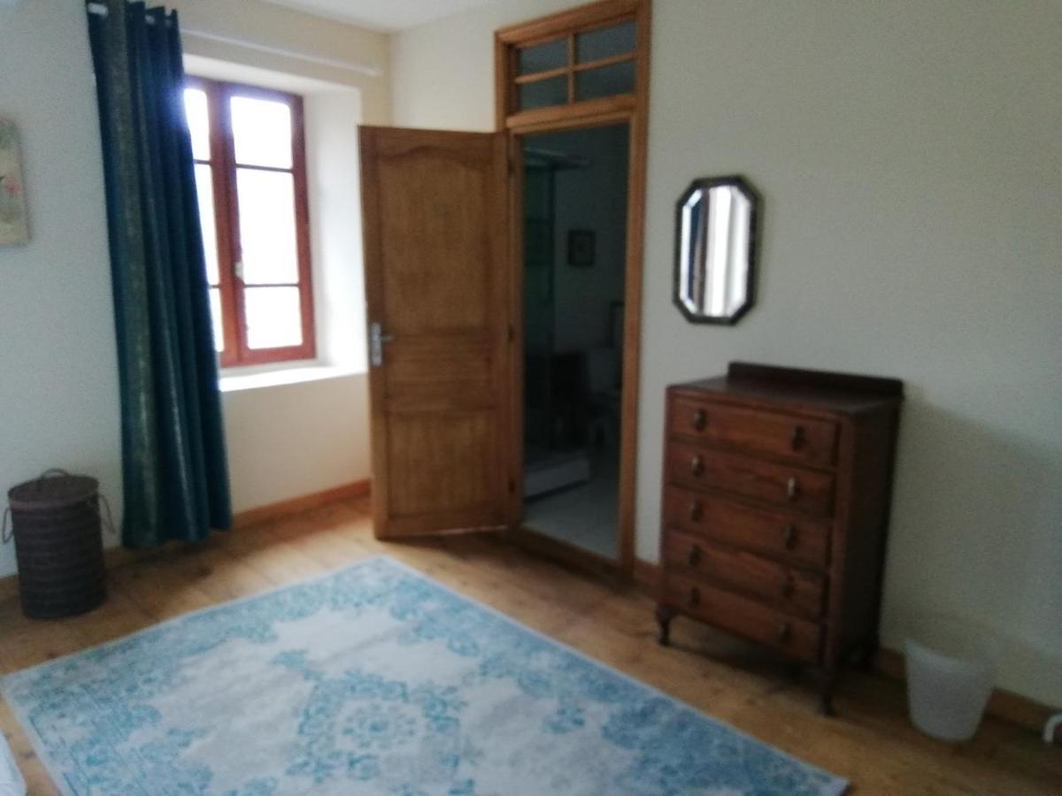 Aux Douces Nuits De Rivel Bed and Breakfast Εξωτερικό φωτογραφία